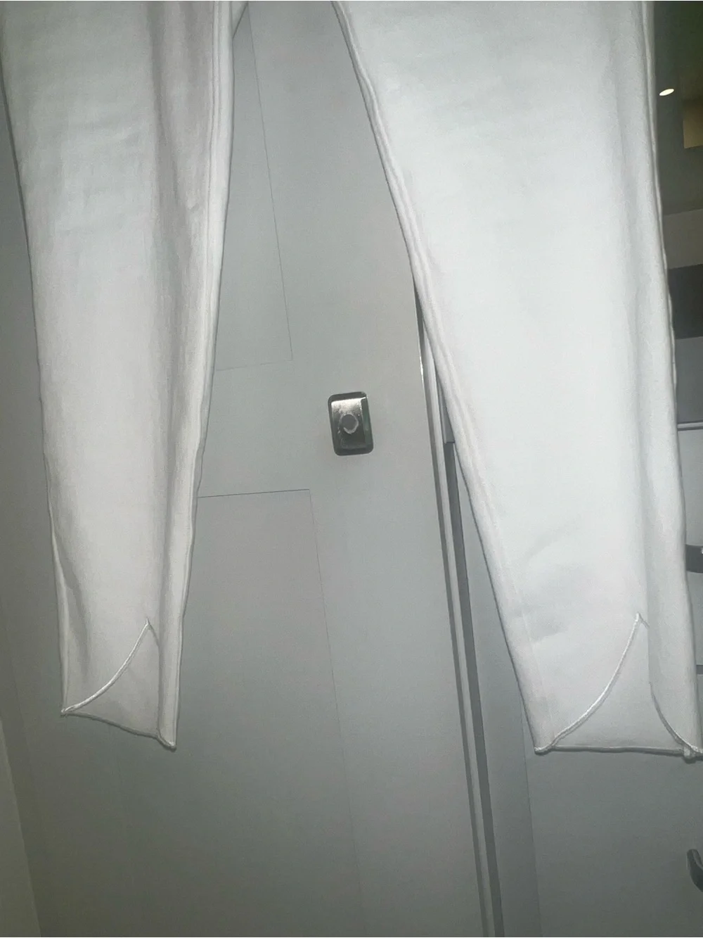 Womens White Flattering Stretch Pants - BRAND NEW WITH TAGS - Picture 4 of 8